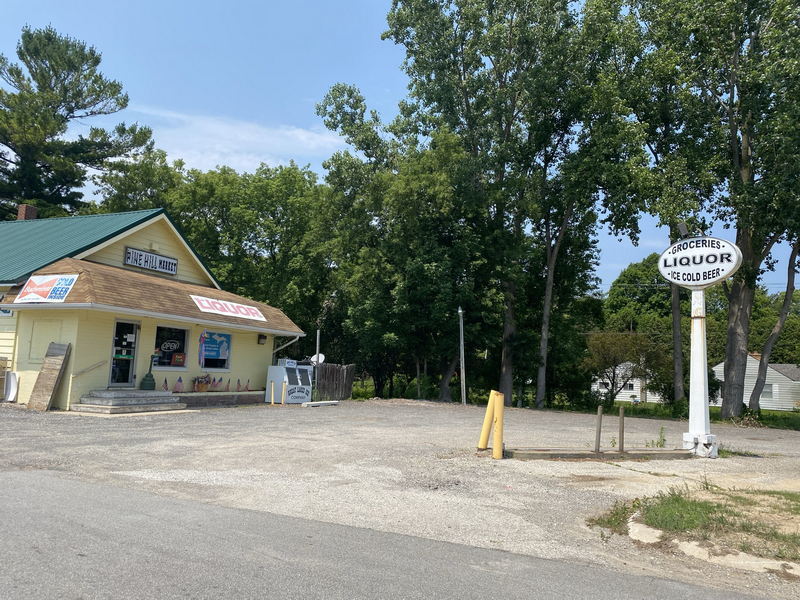 Pine Hill Market